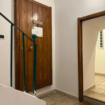 Domus Midi - Villari 2 * Bari