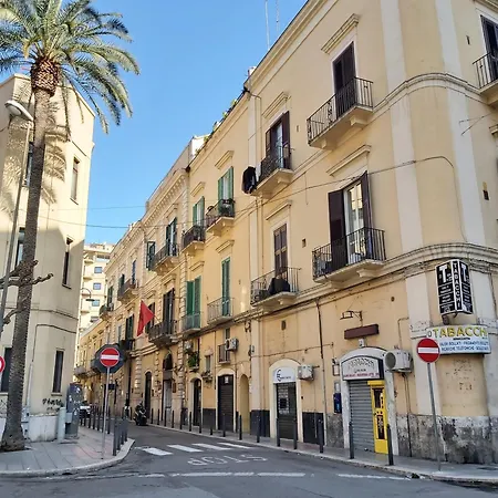 Domus Midi - Villari 2 * Bari